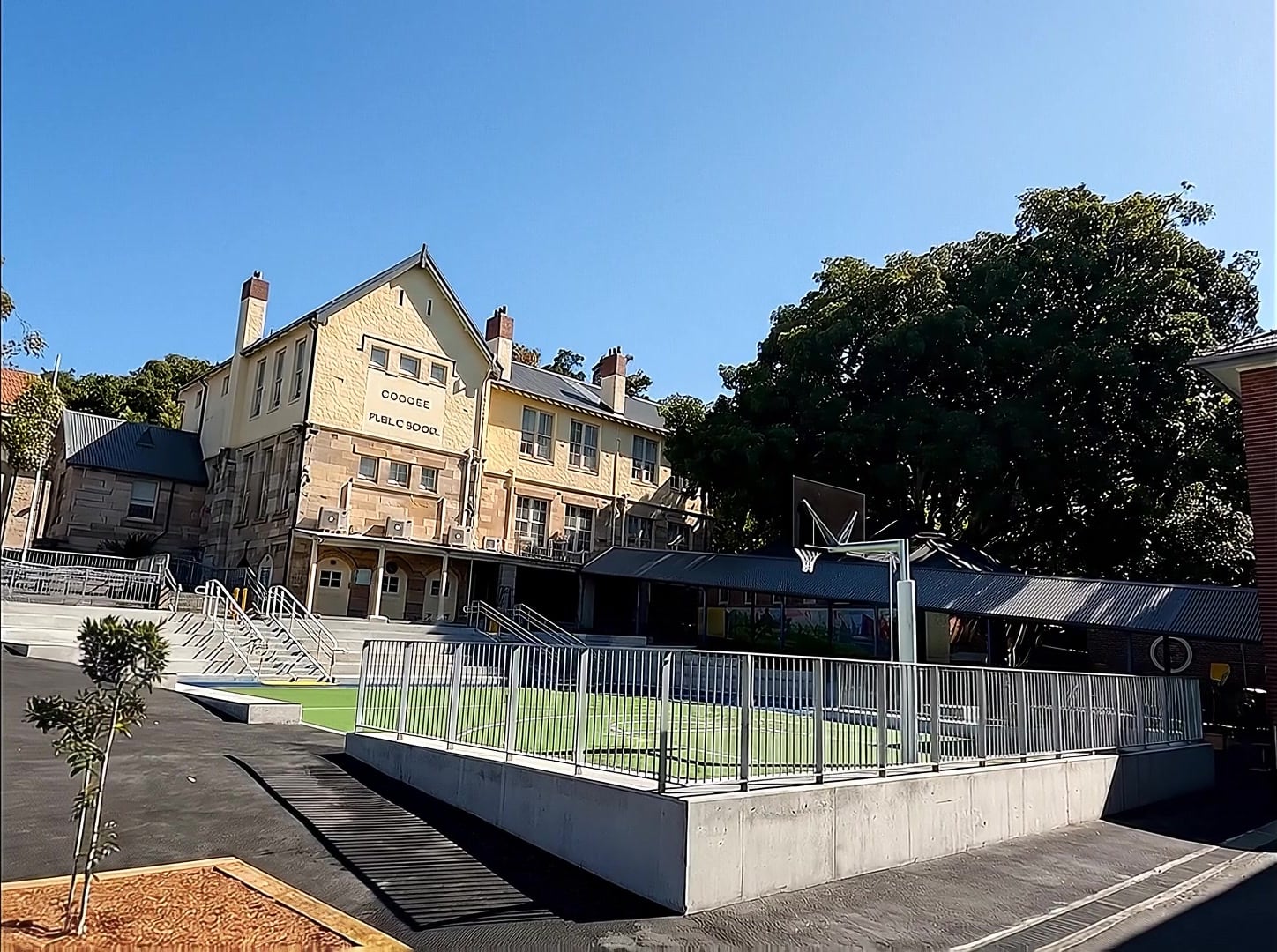 Coogee PS Amphitheatre and Sports Court